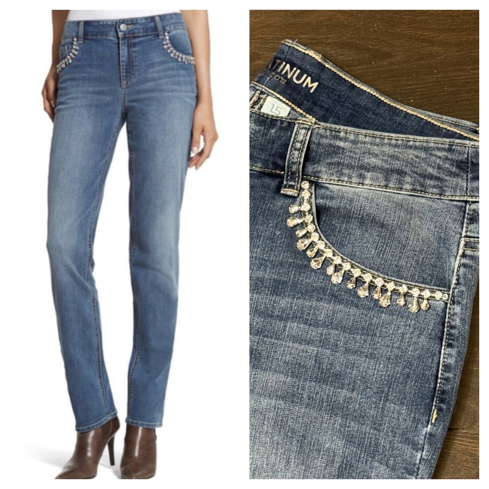 Chicos Platinum Bling Trim Boyfriend Jeans 10 Beau Blue Embellished 1.5 Crystals